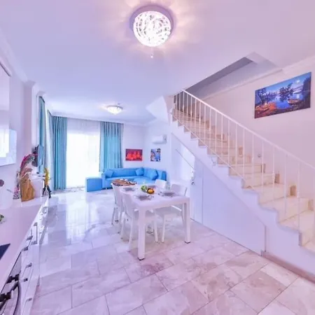 Arissa Apartment